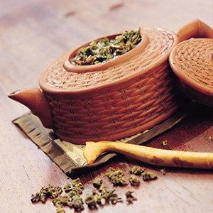 Black tea can help nourish the stomach.