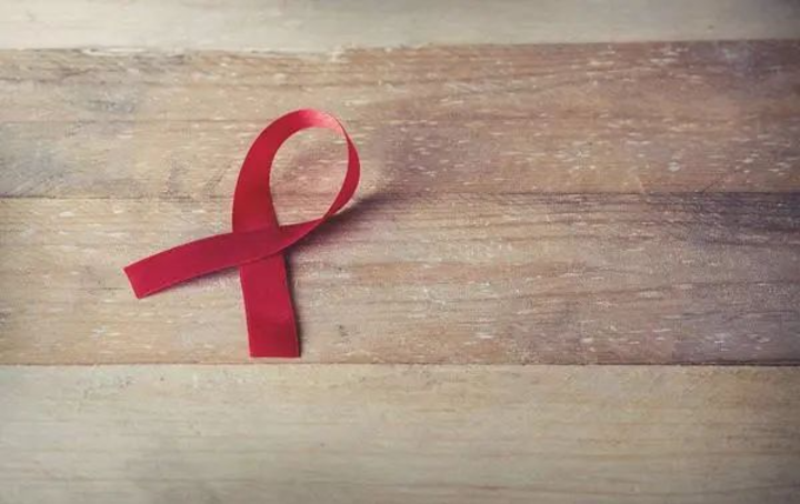 艾滋病窗口期常见的症状有哪些？
