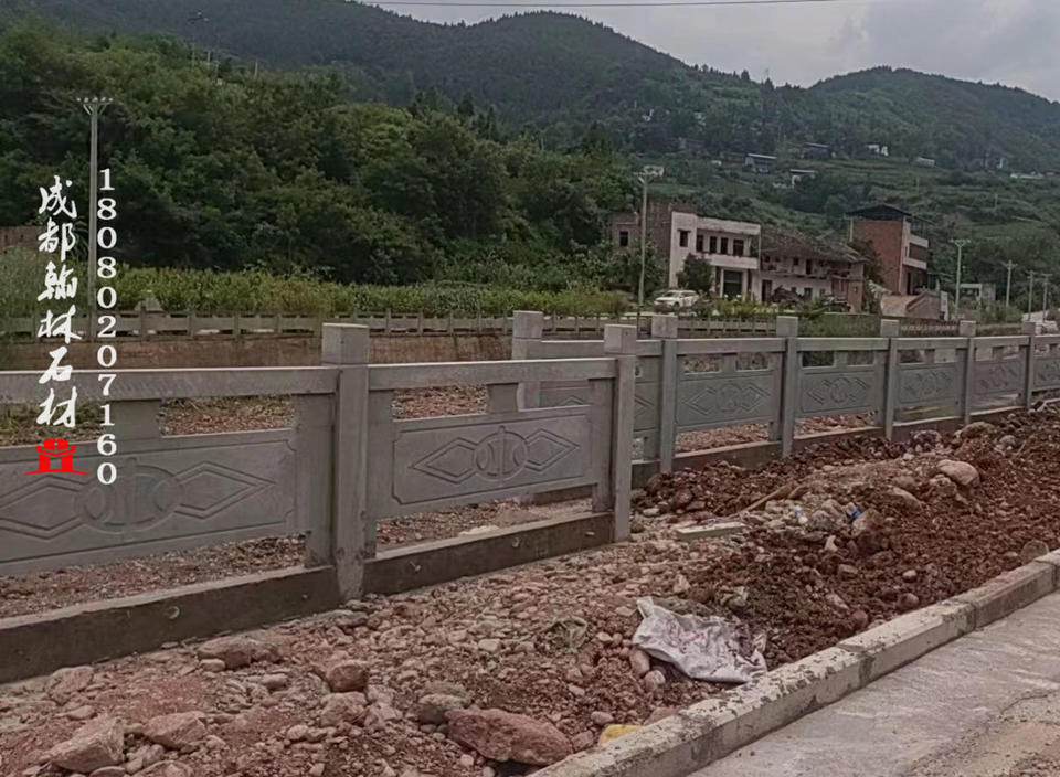 重庆巫山青石栏杆工地