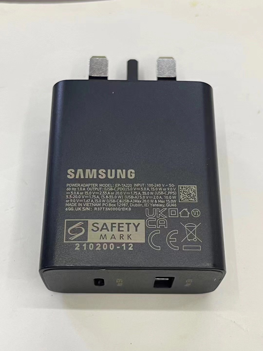 Samsung original charger 35W EP-TA220 UK Spec