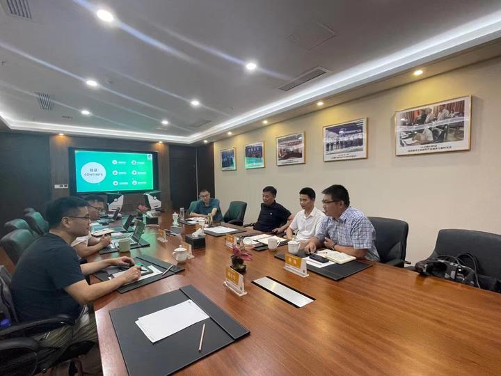 2023年9月8号，芜湖市鸠江区副区长李瑾率队考察聚邦集团，洽谈养老产业合作。