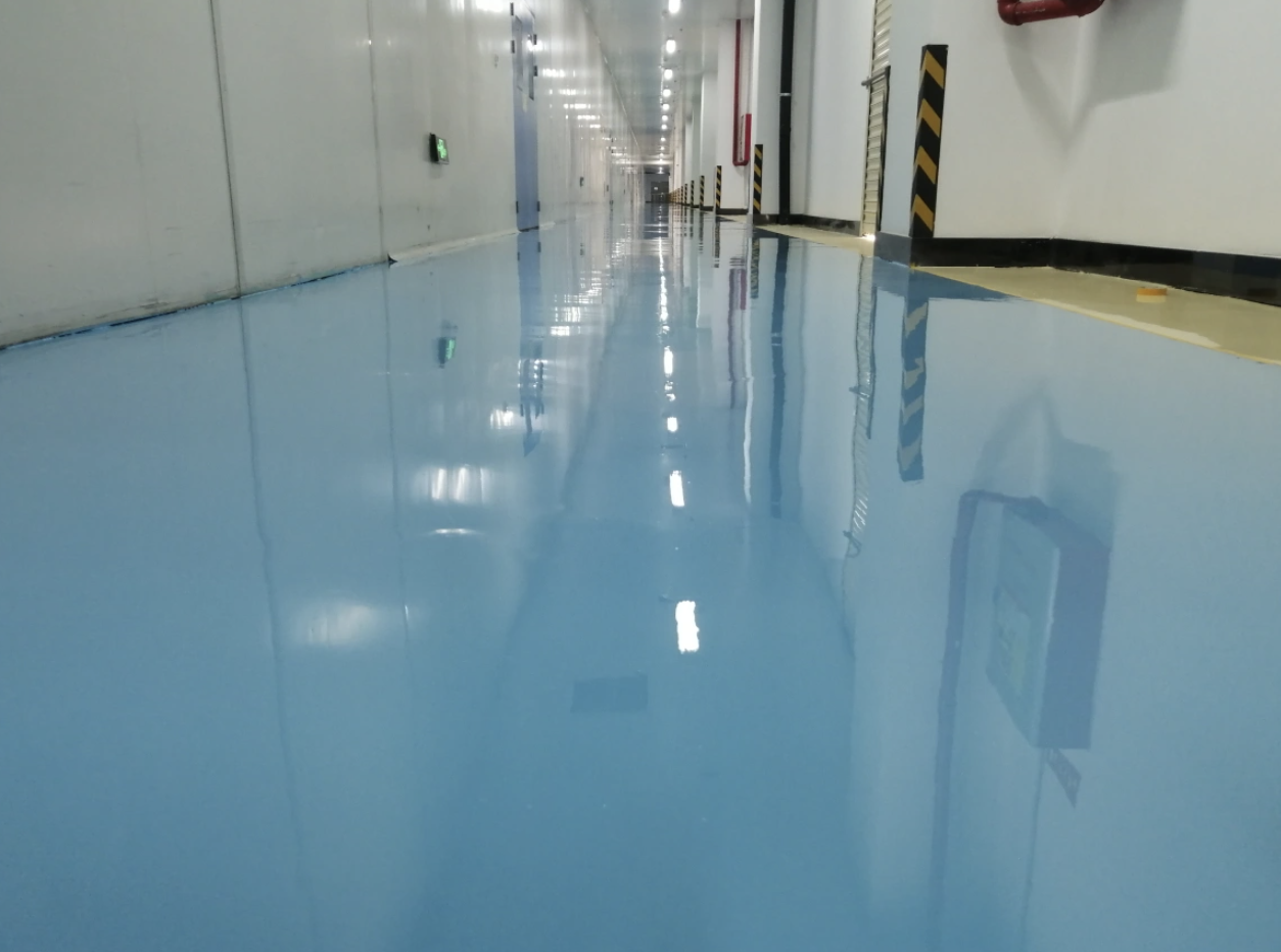 在夏天和冬天施工水性環(huán)氧地坪漆有什么區(qū)別？