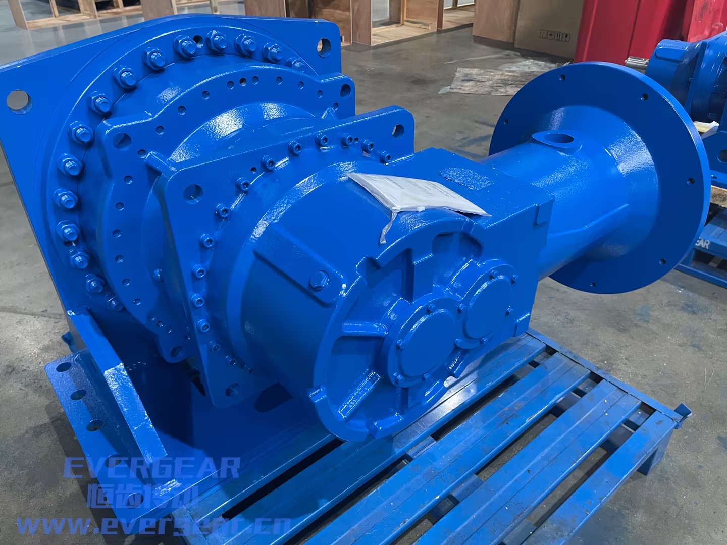 EQ系列行星齿轮减速机实物图