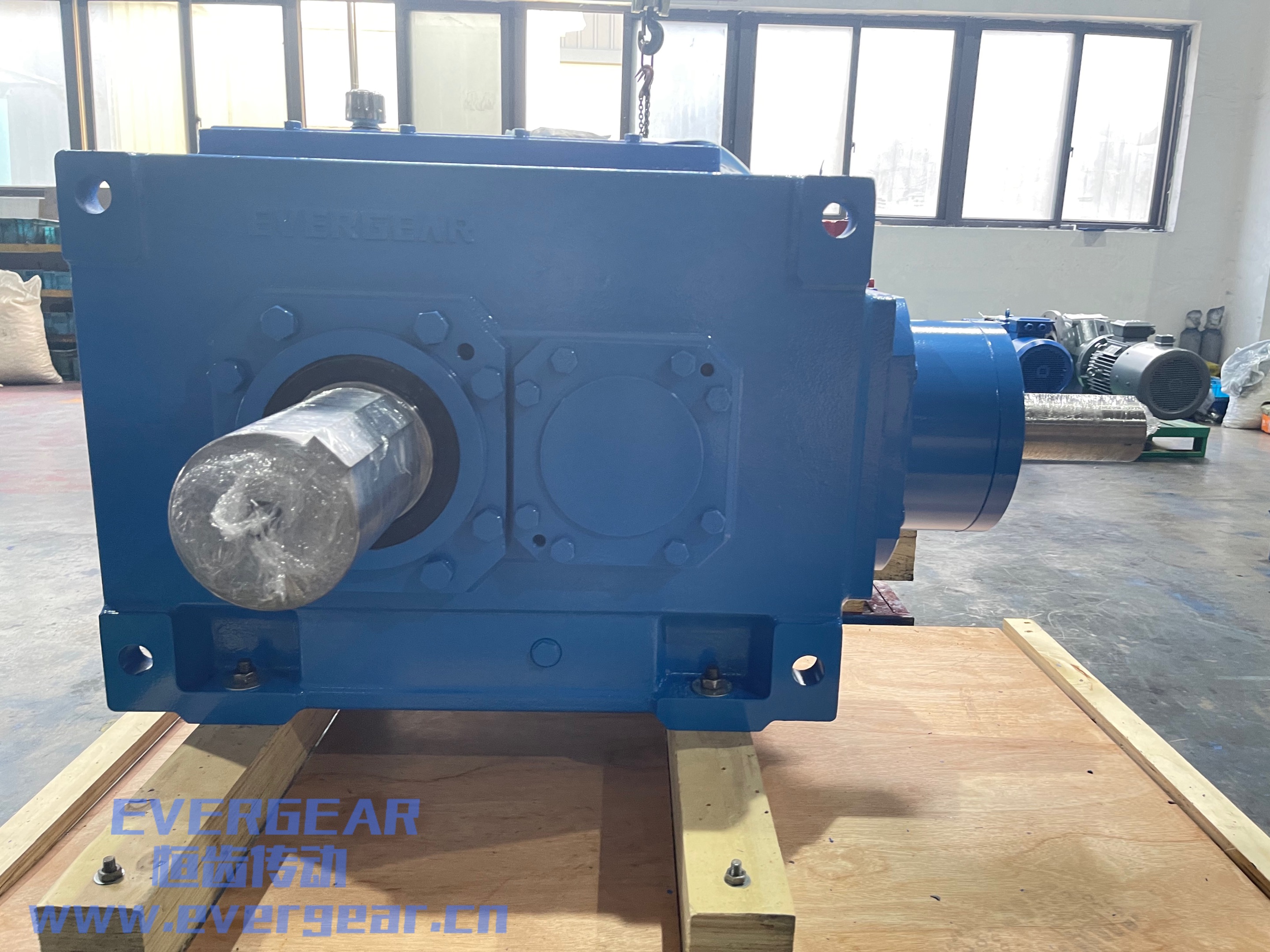 EH系列大功率齿轮减速机