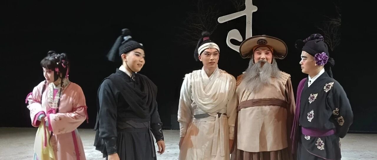 挂剑、忆剑、听剑、悟剑：AI原生企业重构“能力单元”的动作会是什么？