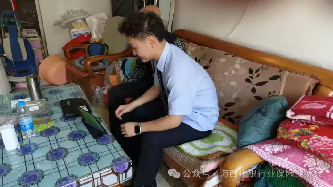会员动态 | 上门便民暖服务 贴心金融显温度&mdash;&mdash;邮储银行格尔木市支行