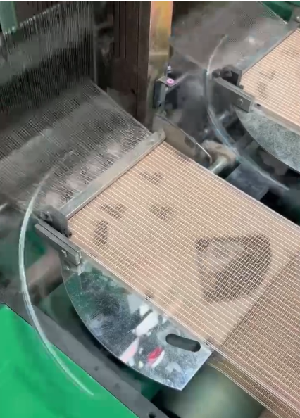 【岳峰机械】医用绷带织带机