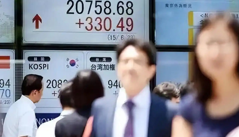 日本国债“海啸”还将持续吗？