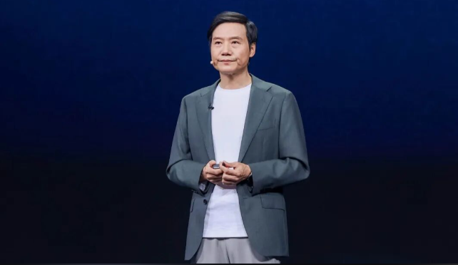 一年后，雷军增持1亿港元后，林斌宣布20亿美元小米减持计划