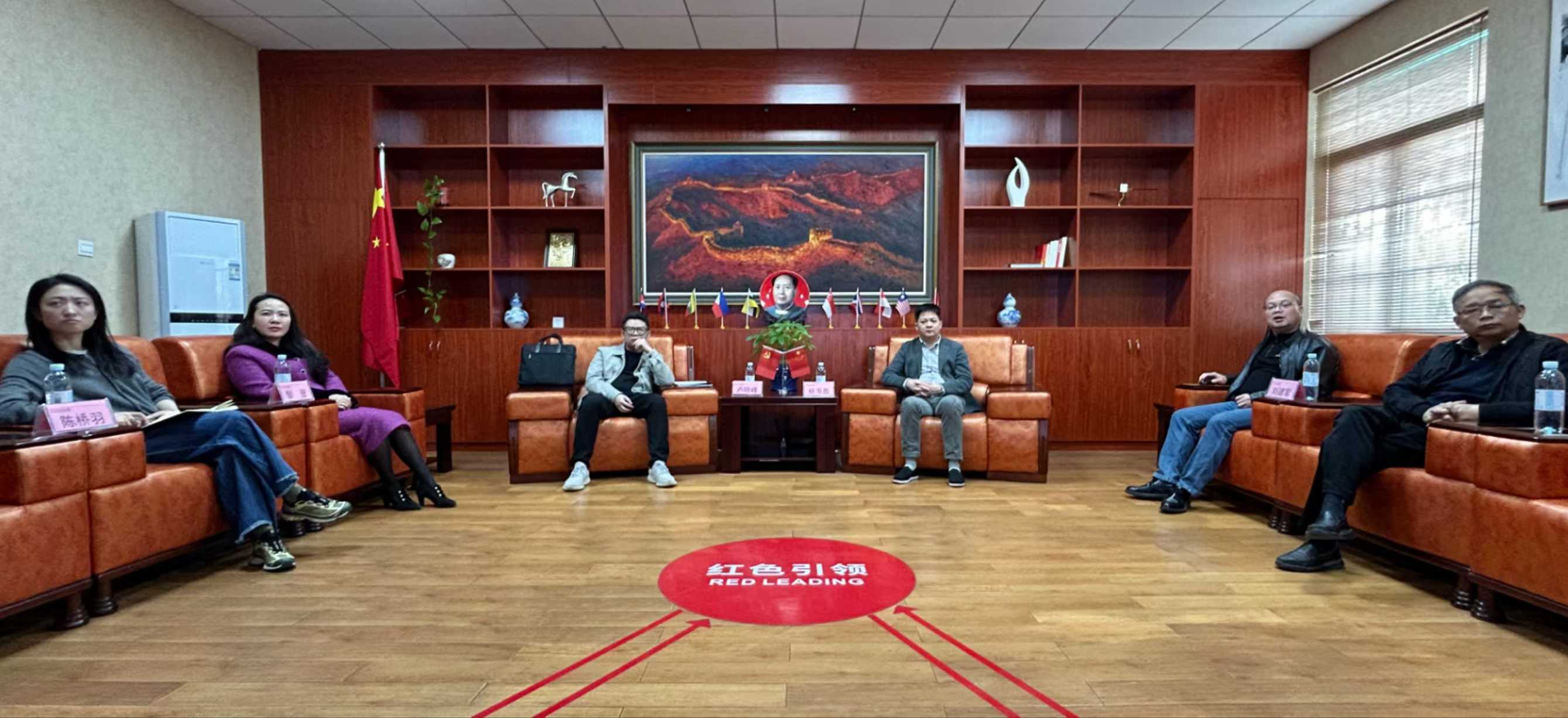 南宁高新技术开发区招商中心总经理卢晓峰一行拜访金山高科集团东盟总部