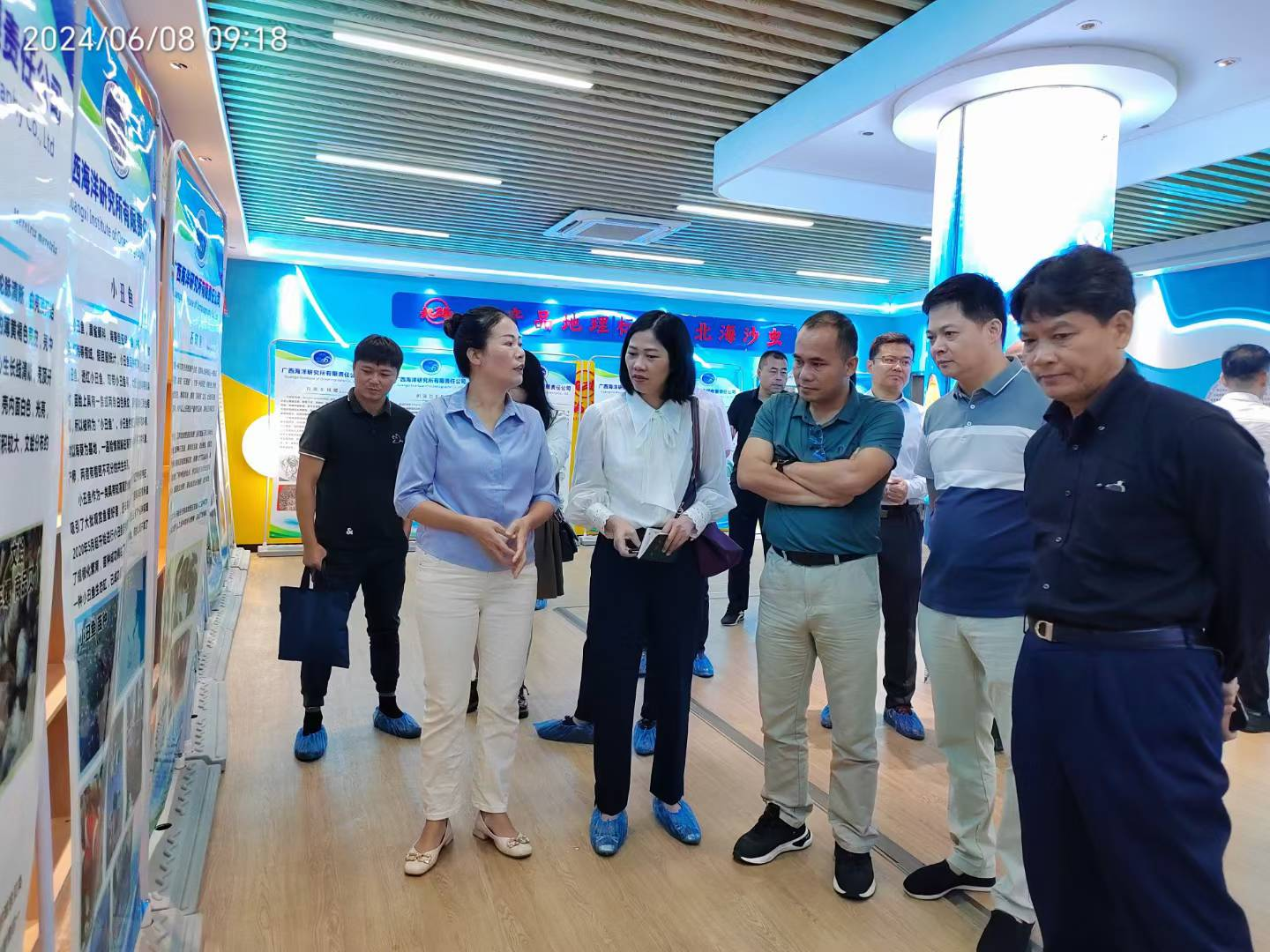 柬埔寨皇家科学院院长宋杜等一行考察广西科学院海洋研究所、红树林研究中心