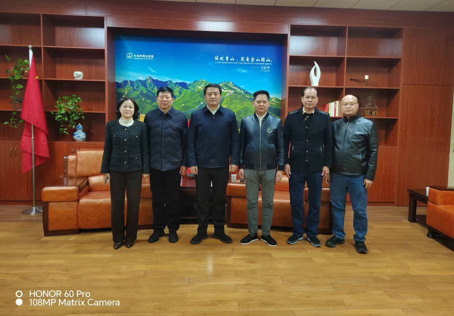柳州市人民政府汤振国副市长等一行莅临金山高科集团东盟总部调研