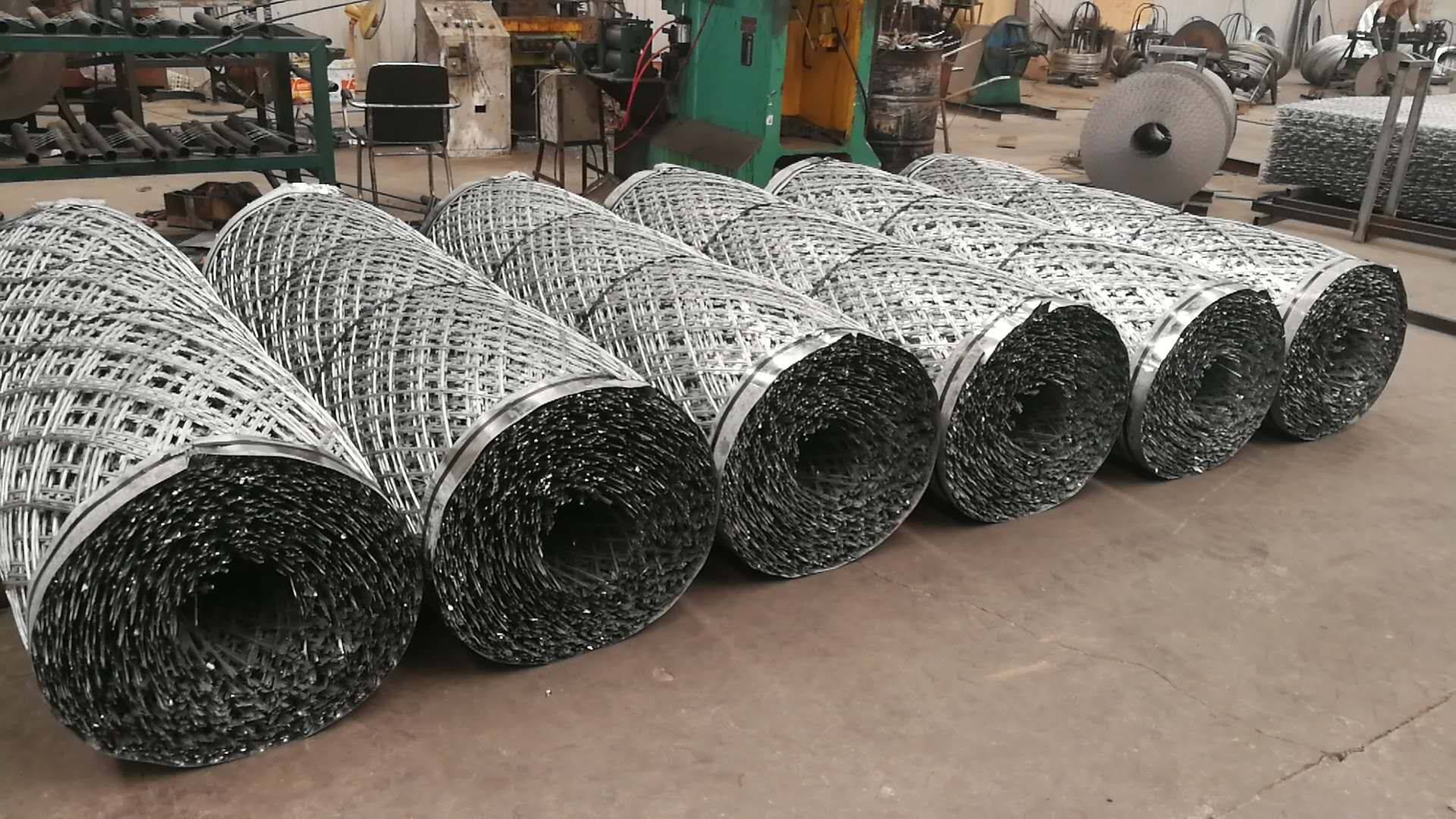5Fx50FT BTO 22 Galvanized Welded Razor Wire Mesh