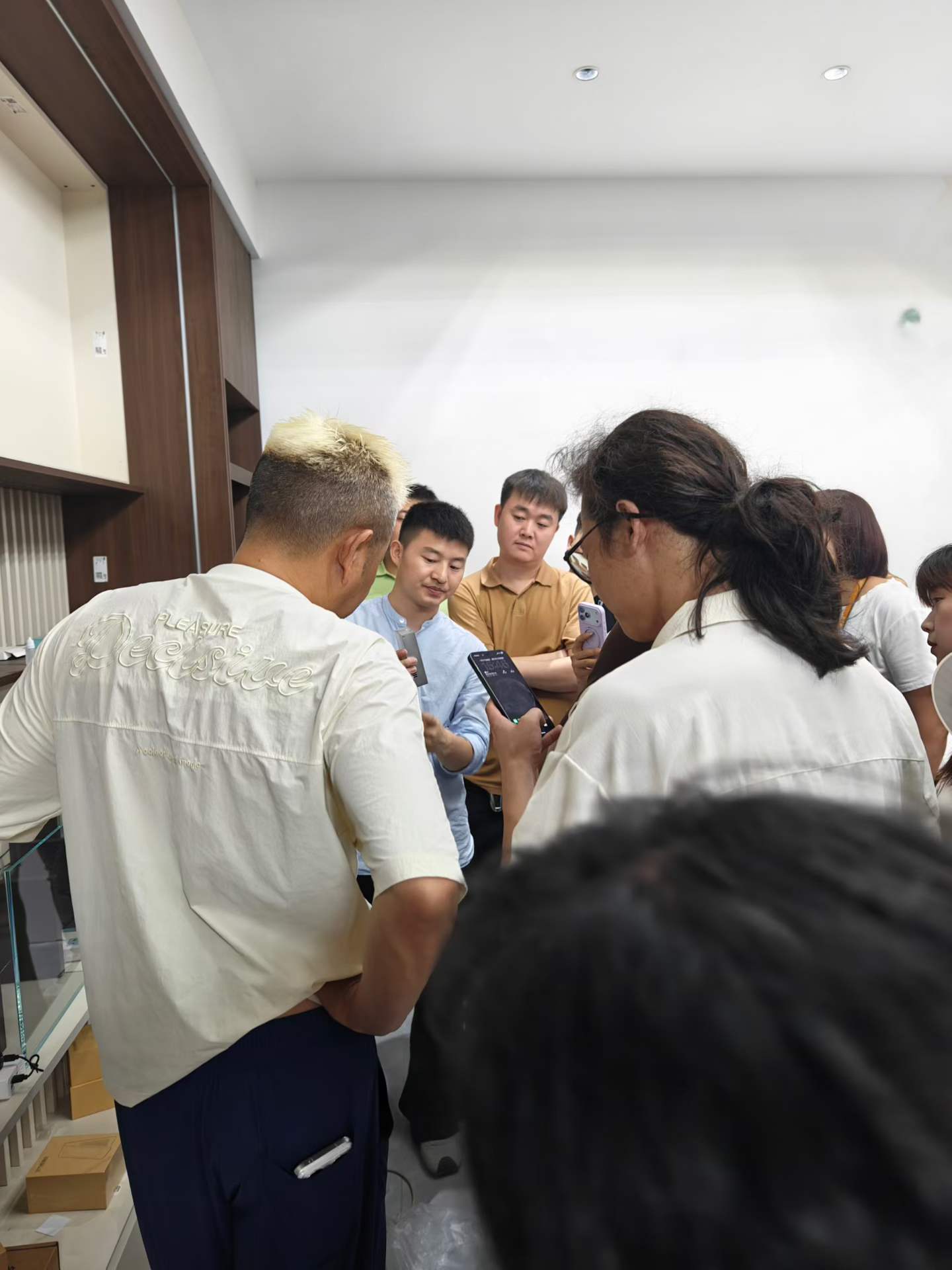 联合北新建材 拾猫打造全国正规医疗级定制板材体系