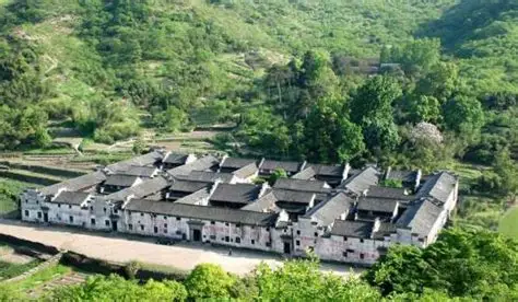 斯氏民居 · 建筑瑰宝