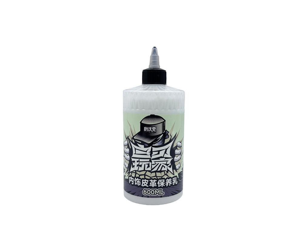 Lightly scented interior leather conditioner